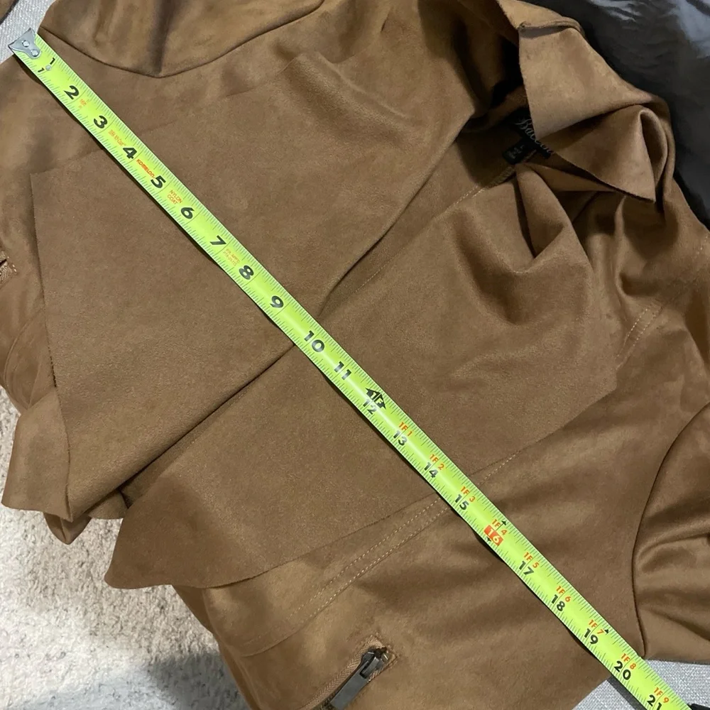 Baccinni Faux Suede Moto Jacket Size L Cognac Waterfall Drape Front Silhouette - Picture 8 of 8